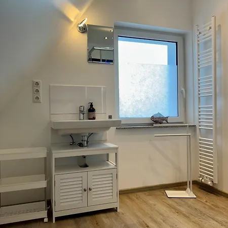 Apartamento Dachgeschosswohnung Benther Berg, Contactless Check-in, Free Parking, Vollsaniert Und Renoviert 2025